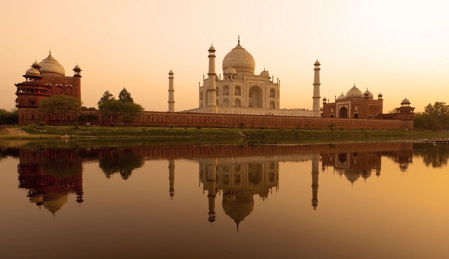 Taj Mahal au coucher du soleil