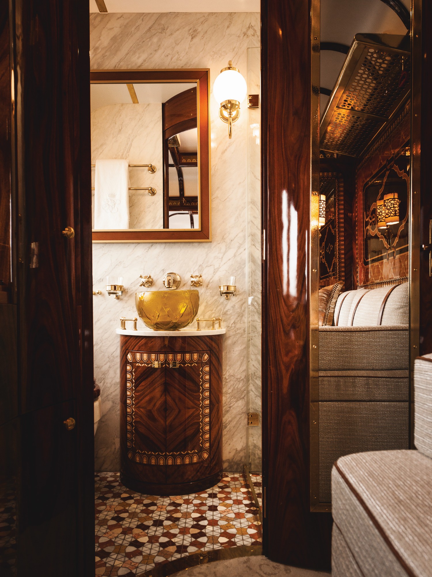 Fenêtre panoramique Venice Simplon-Orient-Express — paysage traversé Paris Venise