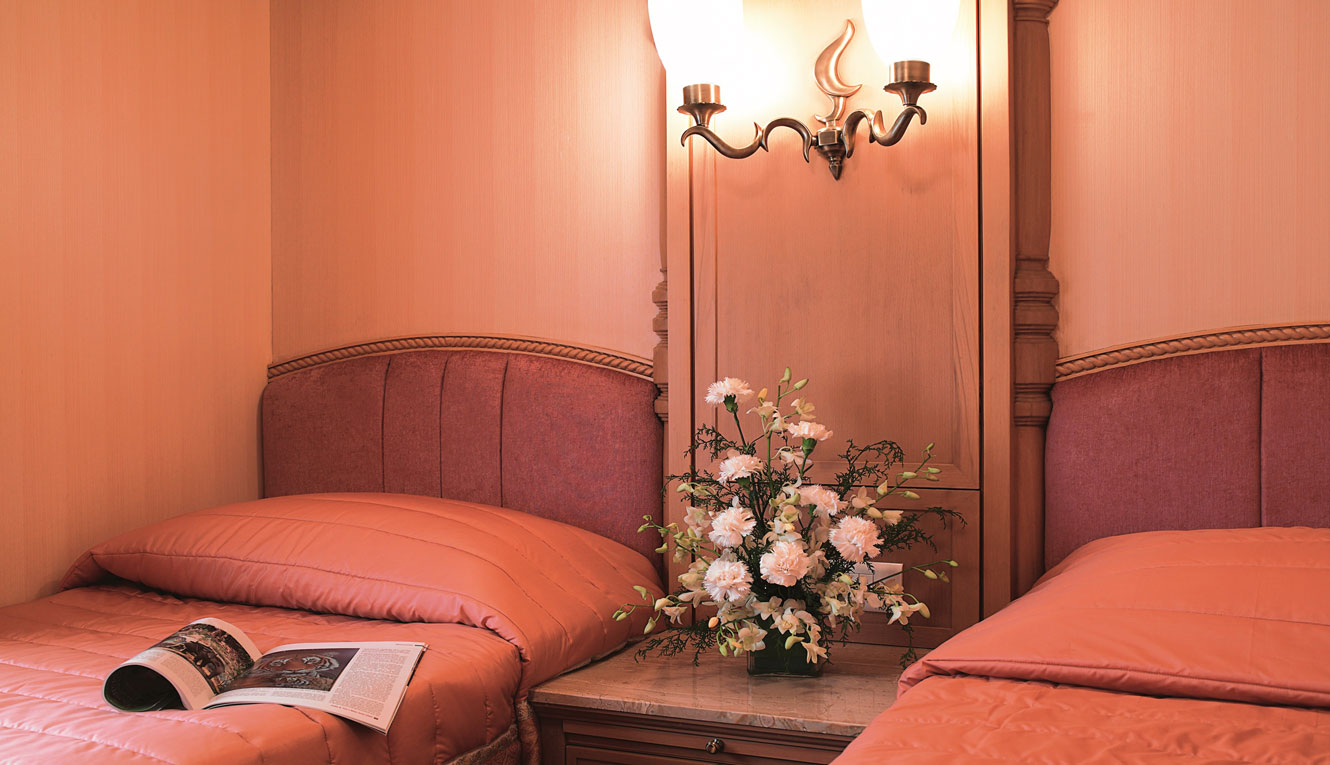 Cabine Golden Chariot – luxe ferroviaire en Inde du Sud
