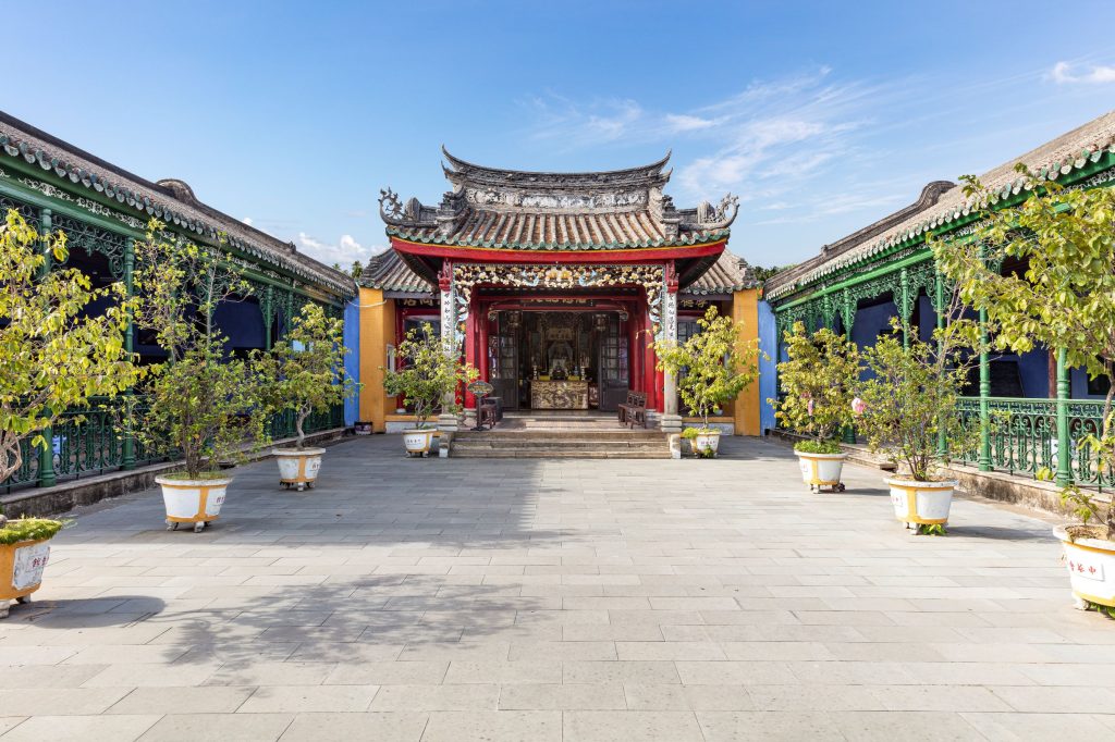 Temple de Hoi An, site UNESCO proche de Da Nang, point de départ du Vietage