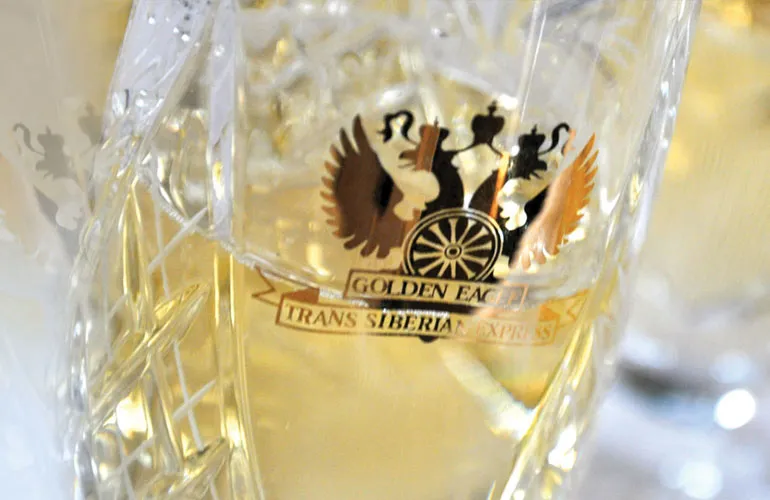 Bar et cocktails Golden Eagle Danube Express