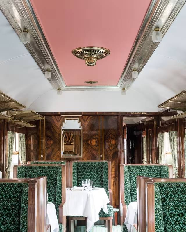 Voiture Cygnus du British Pullman Belmond