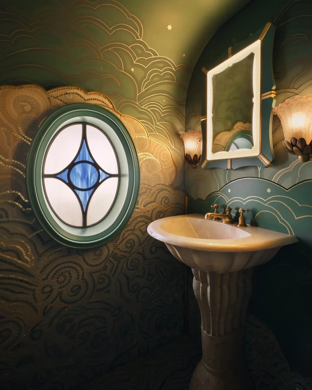 Salle de bain luxueuse de la voiture Celia — British Pullman Belmond