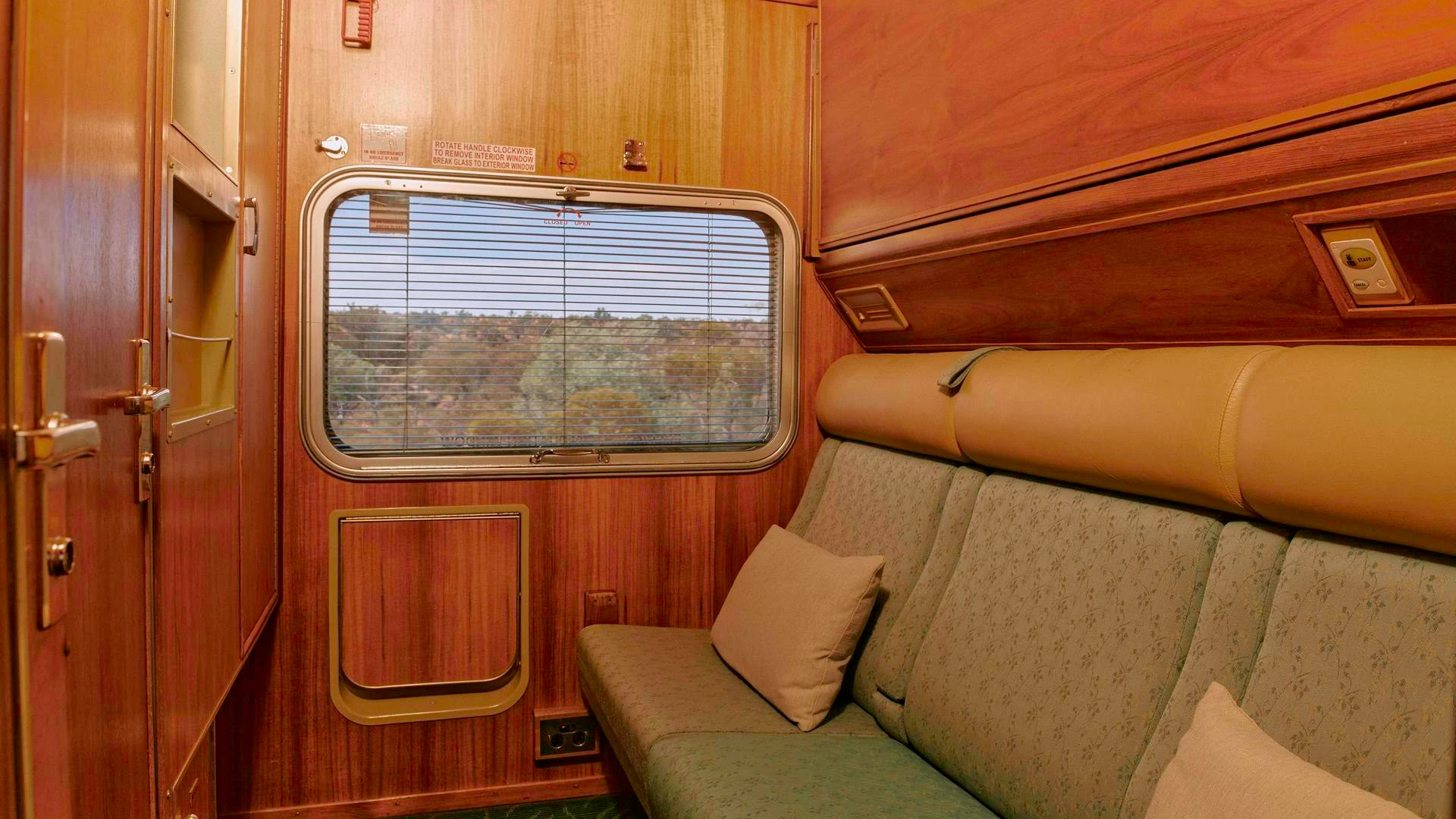 Cabine Gold Twin à bord de The Ghan — train de luxe australien