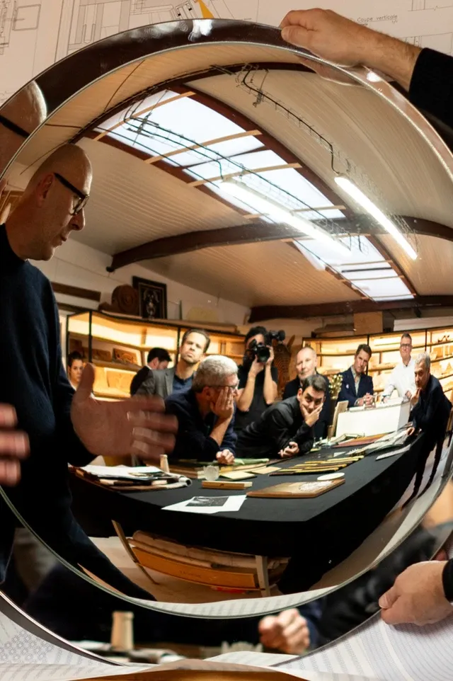 Miroir sorcière bombé de la suite Orient Express 2027 — Atelier Barrois, maître verrier Auvergne